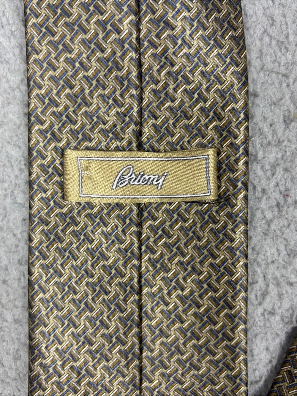 Brioni Neck Tie Mens Brown and Gold Houndstooth 100% Silk Made in Italy